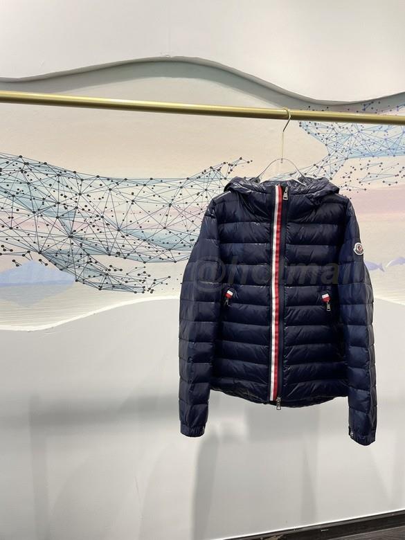 Moncler Women's Outwear 189